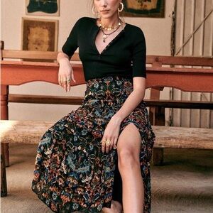 NWT Sezane tammie skirt size2